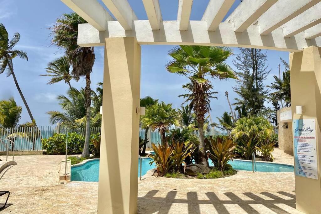 Grand Bay Beach Club, Rio Grande Exterior photo